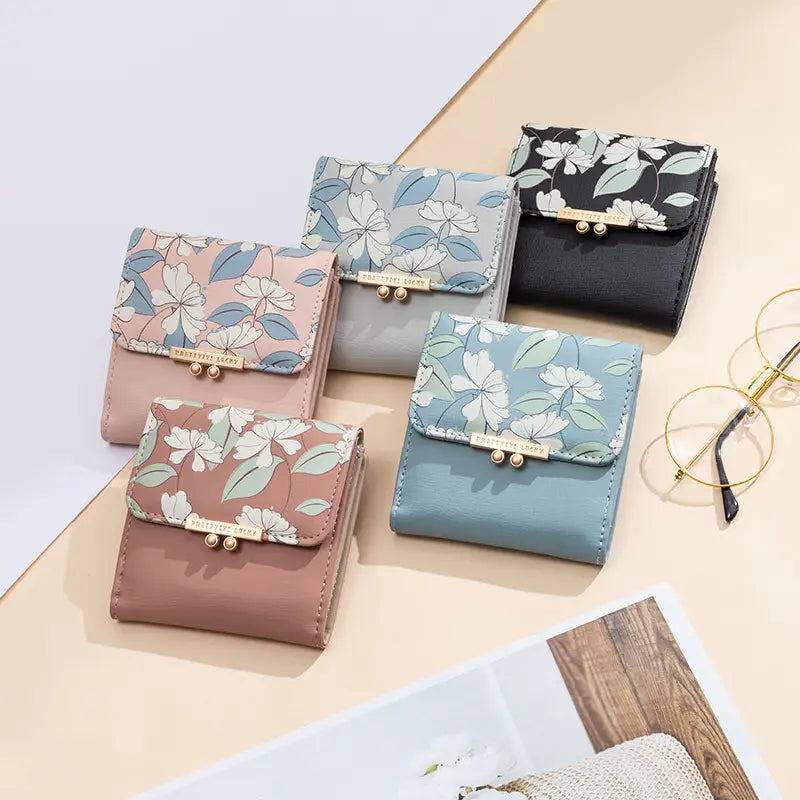 Cute Minimalist Women’s Wallet - Compact Stylish Design