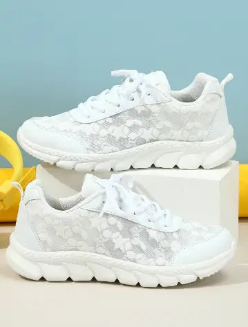 Sneaker image 3