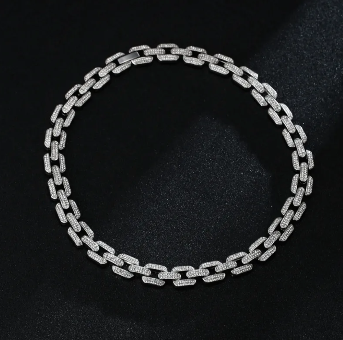 Full Diamond Inlaid Necklace - Trendy Statement Piece
