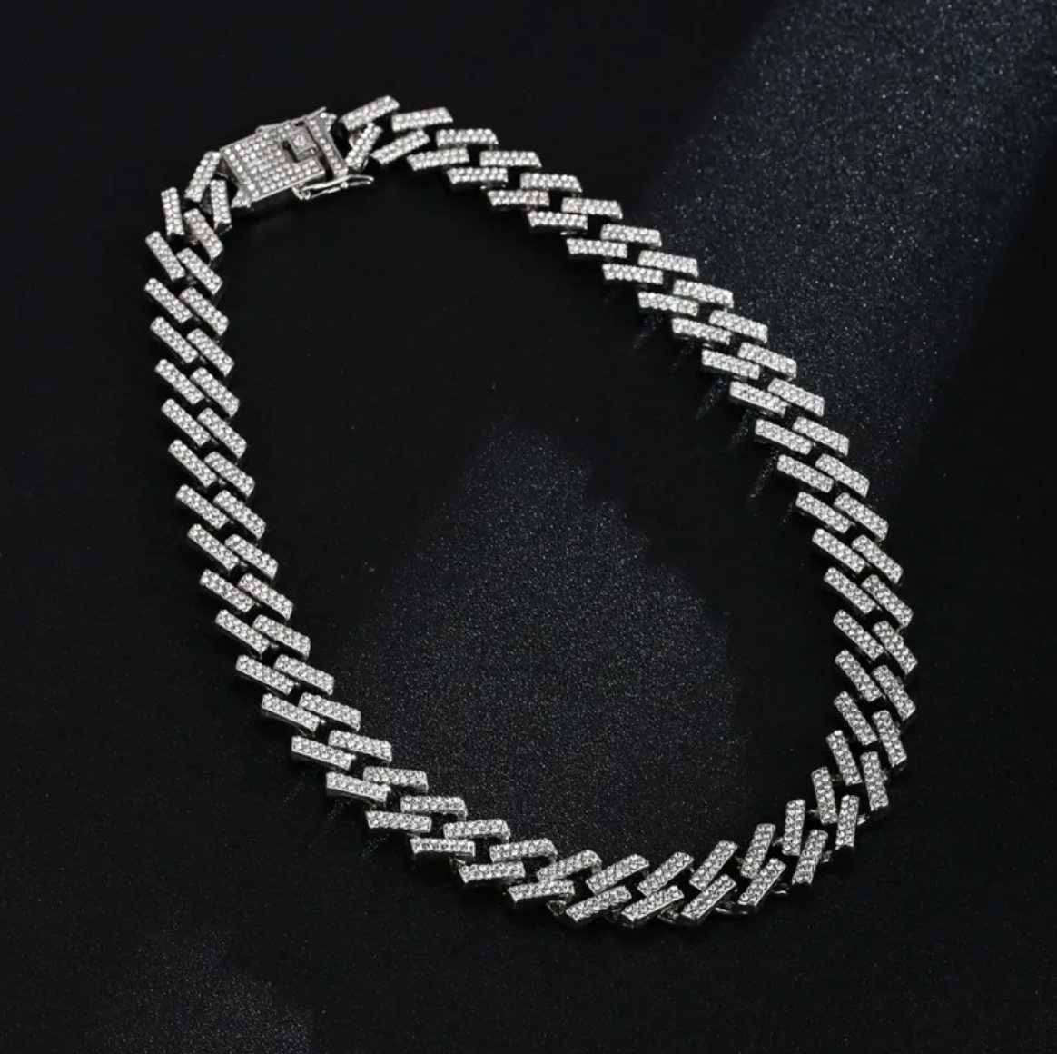 Full Diamond Inlaid Necklace - Trendy Statement Piece