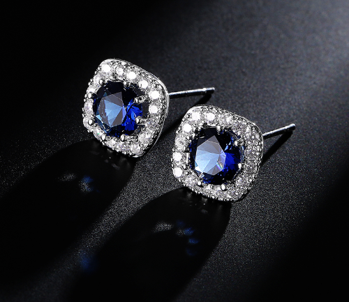 R&z - Korean Style Classic Fashion Stud Earrings