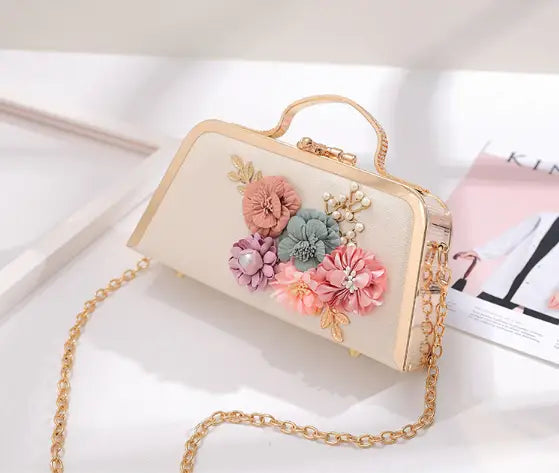 Elegant Floral Chain Shoulder Evening Clutch Bag for Women