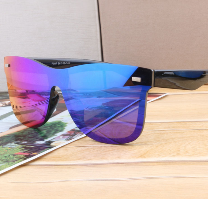 R&z - Sunglasses with Integrated Reflective Mirror"