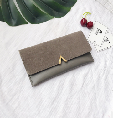 Multi-Slot Long Wallet