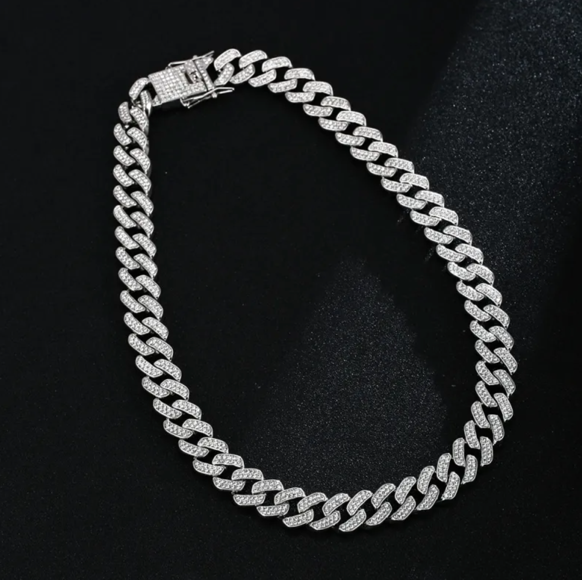 Full Diamond Inlaid Necklace - Trendy Statement Piece