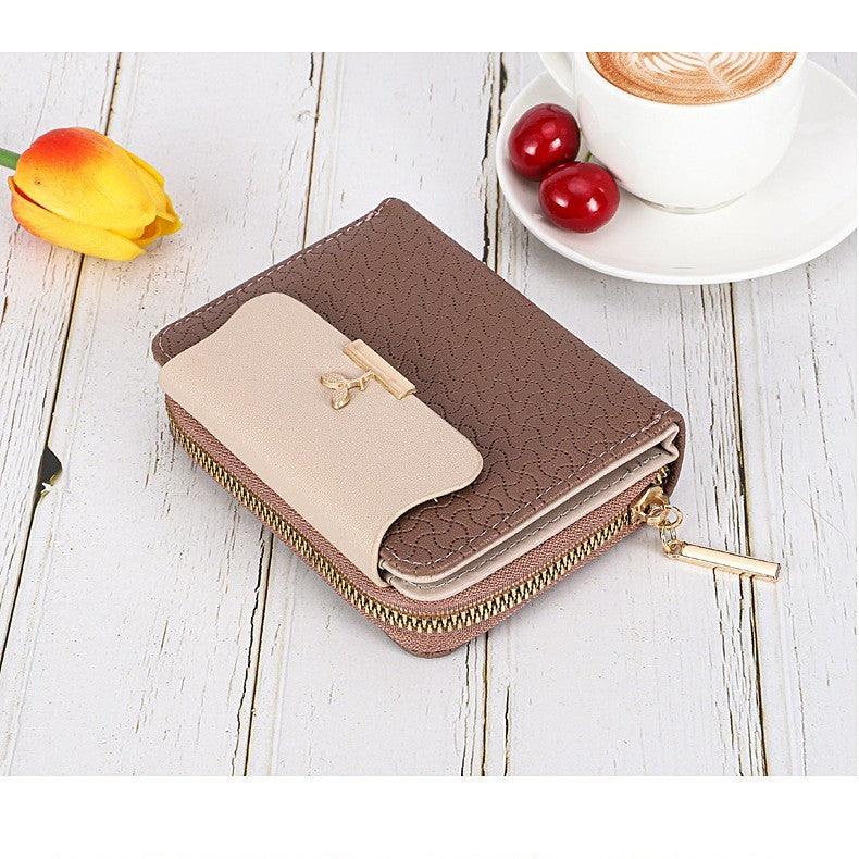 Women's Short Wallet with Multiple Card Slots