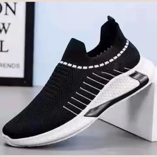 Breathable Casual Flying Woven Sports Shoes for All Seasons - black white / 40