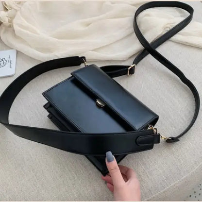 Chic Women’s Chain Shoulder Bag - Stylish and Versatile
