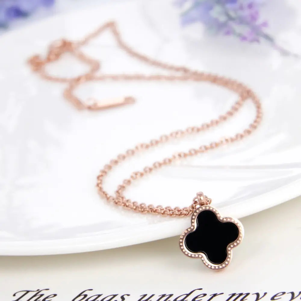 Clover Necklace with Elegant Pendant Design - black