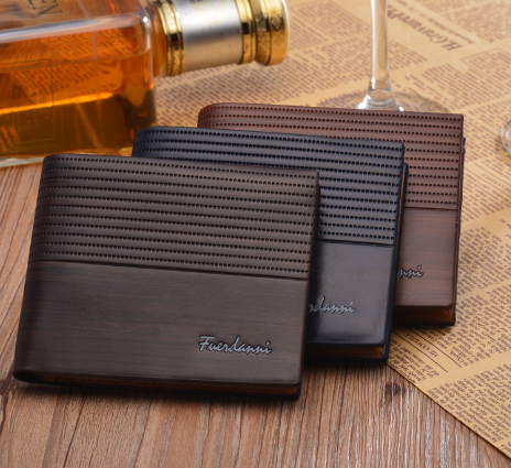New Men's Short Wallet with Large Capacity Design