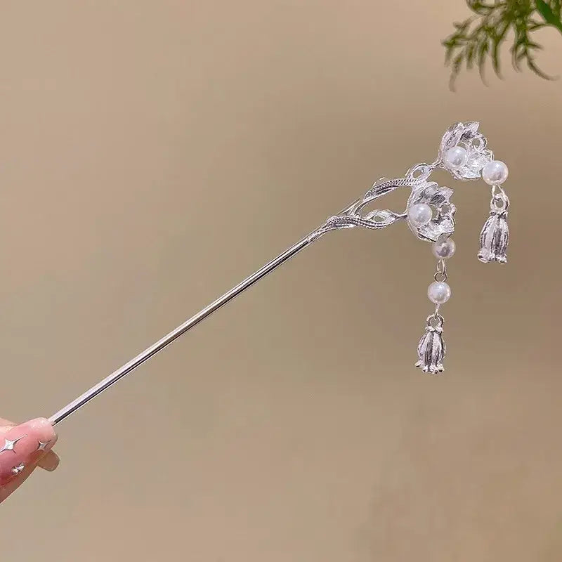 Elegant Chinese Style Hair Clip Tassel Hair Stick Traditional Floral Design Hairstyle Accessory Women Jewelry Hairpin