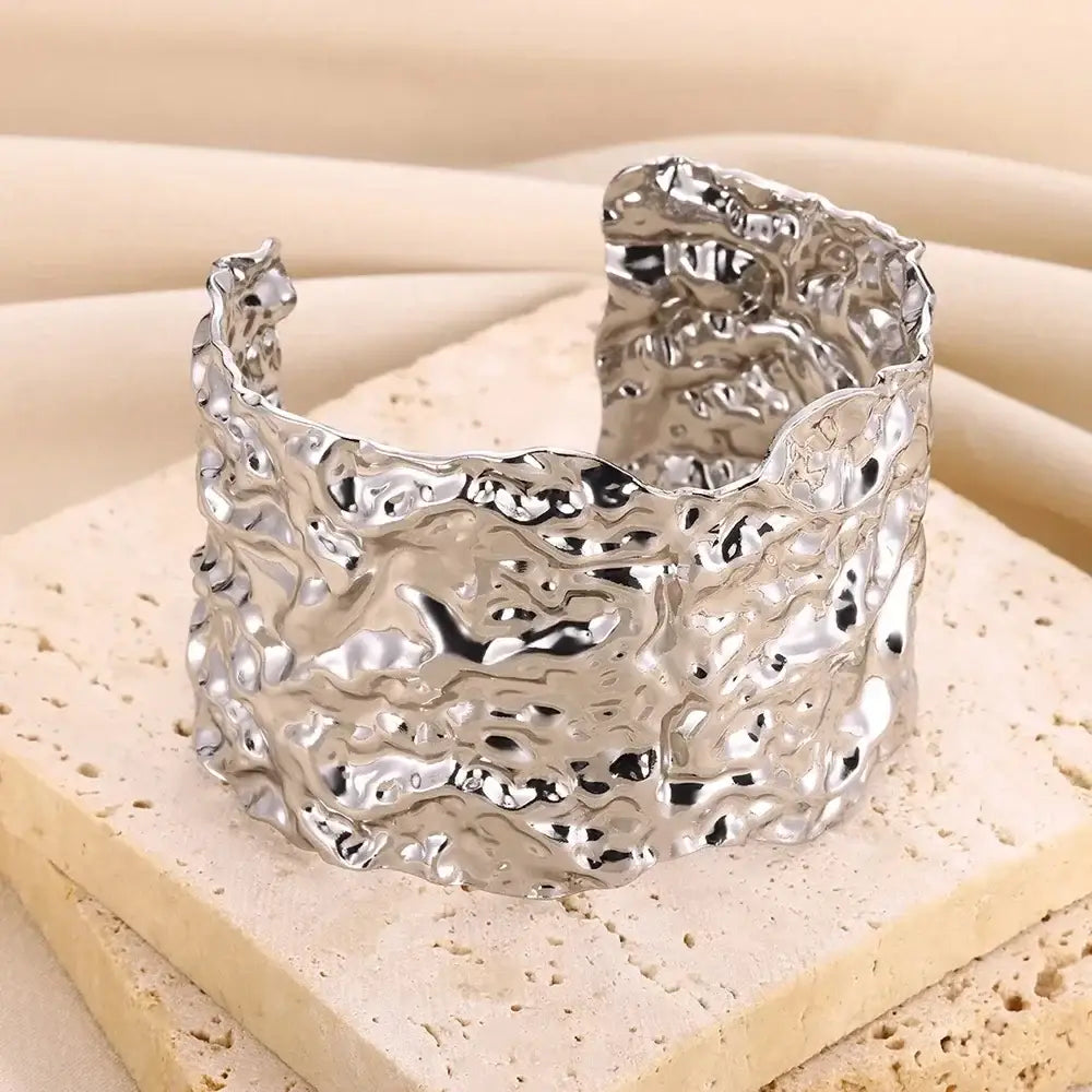 Exquisite Classic Bump Pattern Openning Bangles Bracelet For Women Cuff Bracelet Gold Color Stainless Steel Hand