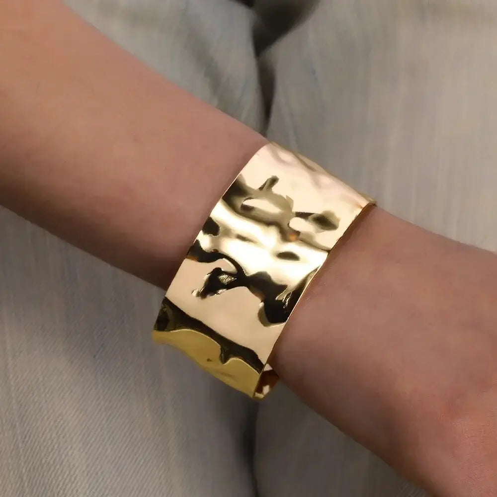 Exquisite Classic Bump Pattern Openning Bangles Bracelet For Women Cuff Bracelet Gold Color Stainless Steel Hand
