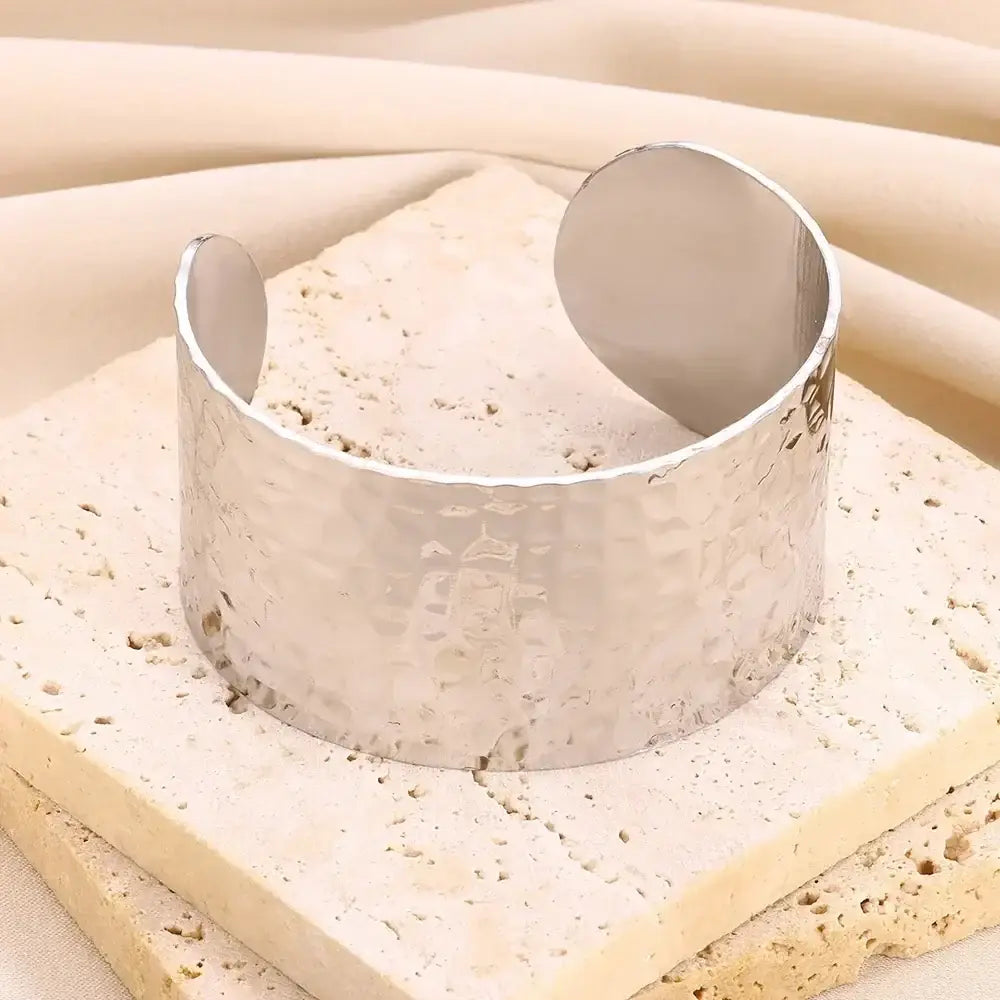 Exquisite Classic Bump Pattern Openning Bangles Bracelet For Women Cuff Bracelet Gold Color Stainless Steel Hand