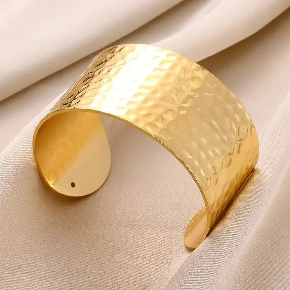 Exquisite Classic Bump Pattern Openning Bangles Bracelet For Women Cuff Bracelet Gold Color Stainless Steel Hand