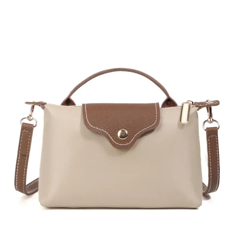Fashionable and trendy one-shoulder bag retro crossbody bag simple and elegant small square bag for women.