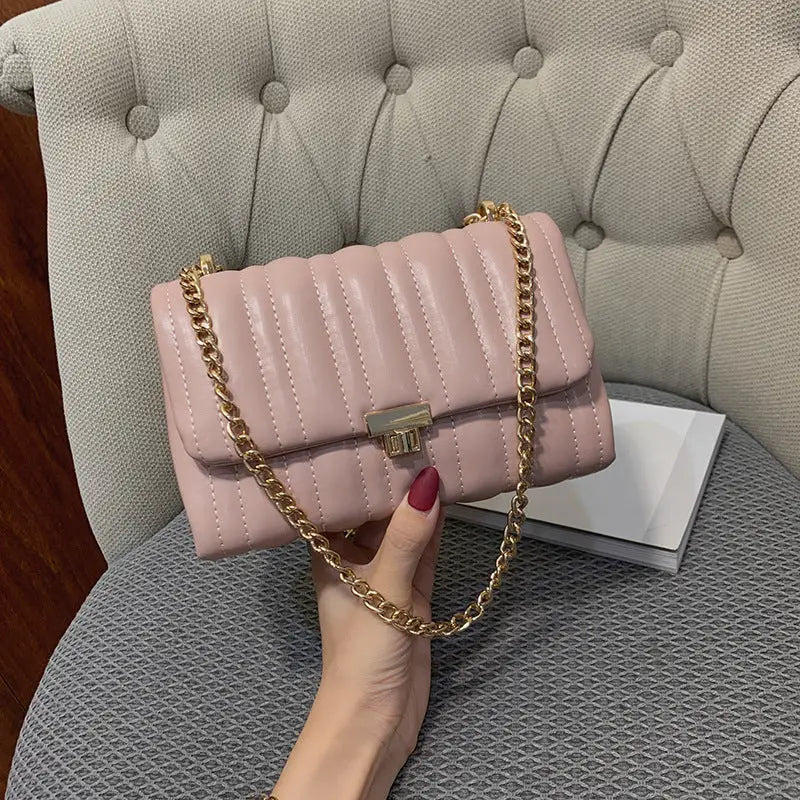 Fashionable Chain Crossbody Bag for Women - Pink