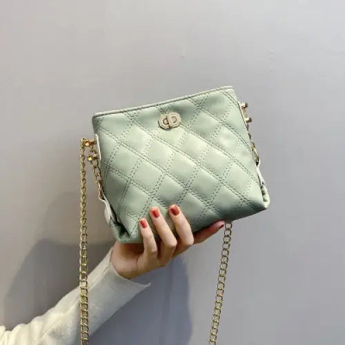 Fashionable Women’s Shoulder Chain Bag for Summer 2020 - Light green