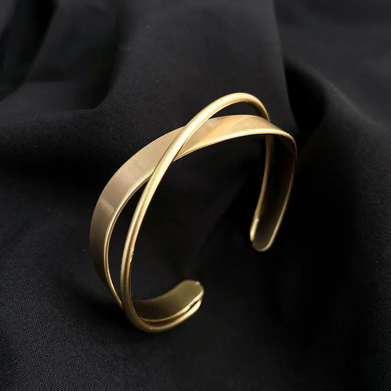 Simple Wave Cross Bracelet for Women’s Fashion