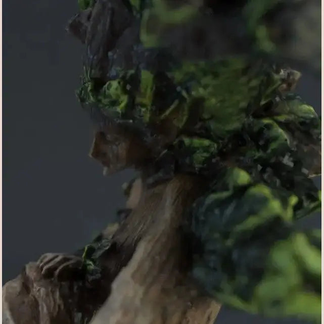 Forest Goddess Sculpture - Primary Color / 17cm