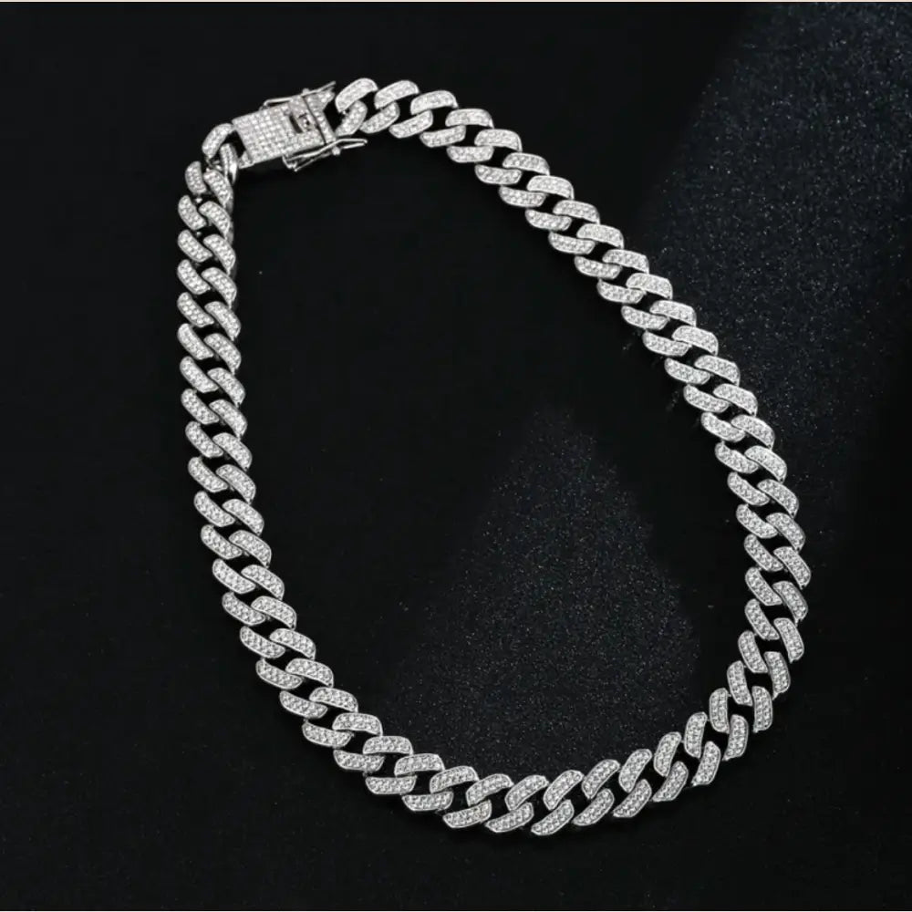 Full Diamond Inlaid Necklace - Trendy Statement Piece - 296 Silver