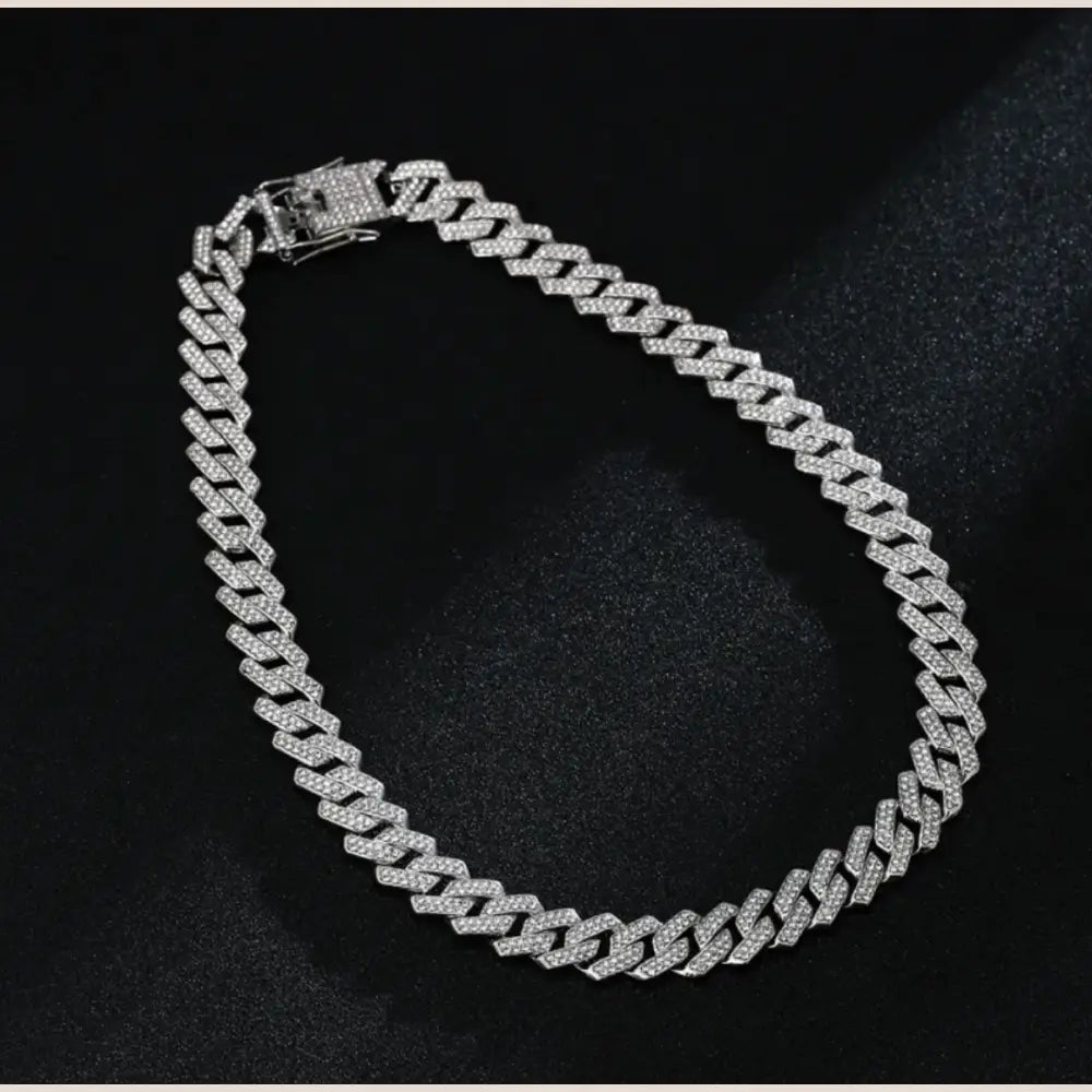Full Diamond Inlaid Necklace - Trendy Statement Piece - 303 Silver