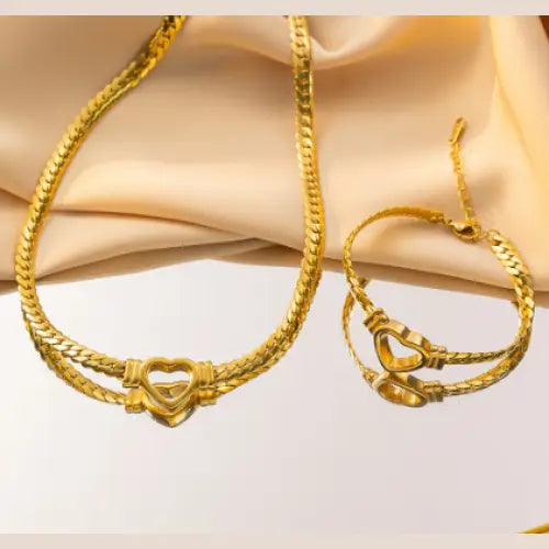 Gold-Plated Jewelry Set with Heart Shaped Cuban Chain