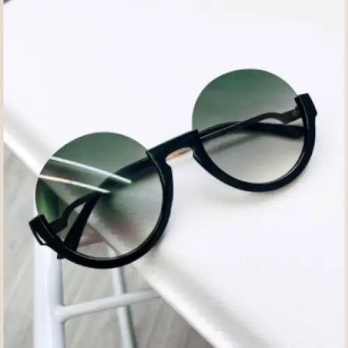 Half-Round Cat Eye Sunglasses