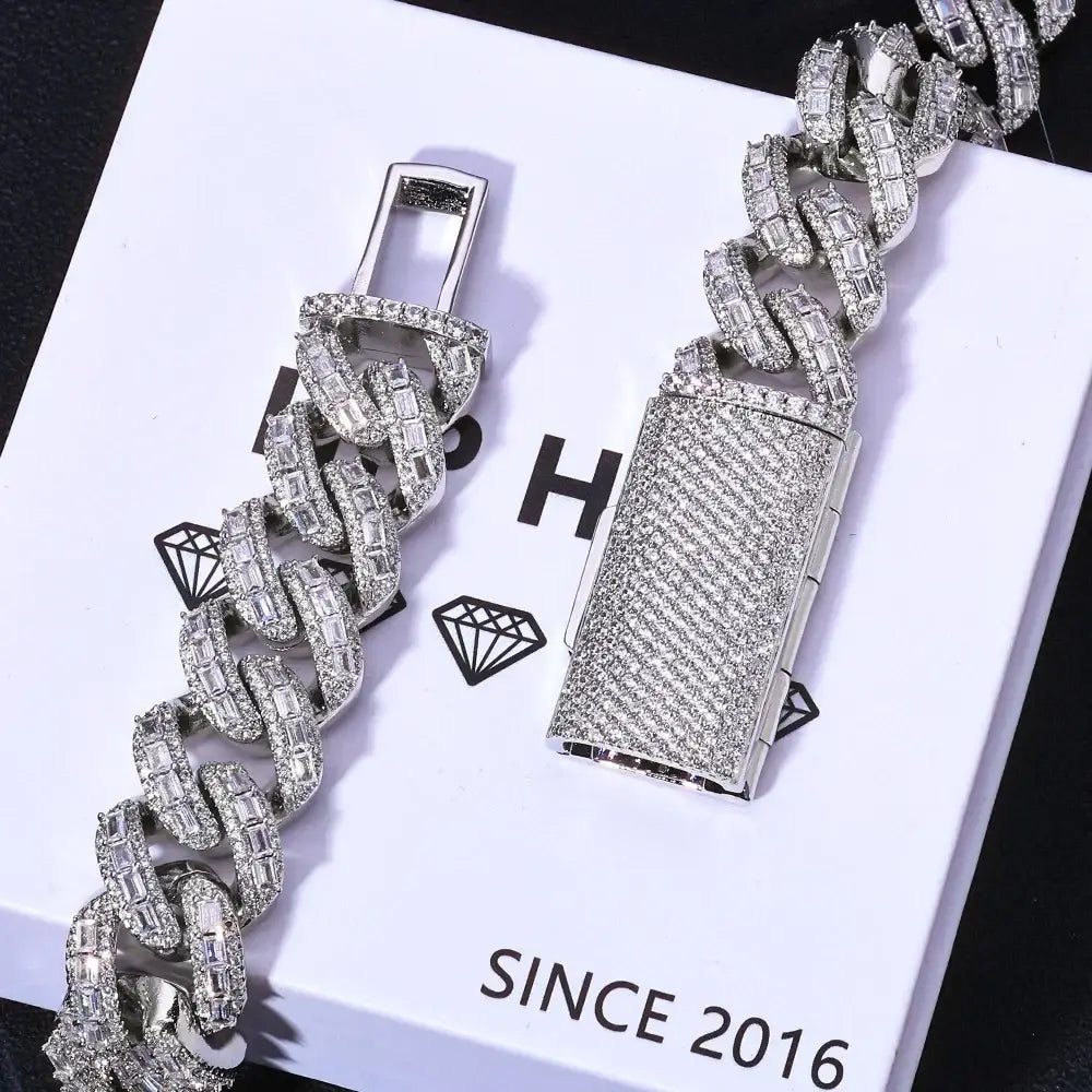 Hip hop Cuban Necklace Men’s Luxury Diamond Jewelry 18mm Brass Rectangular Cubic Zirconia Miami Chain