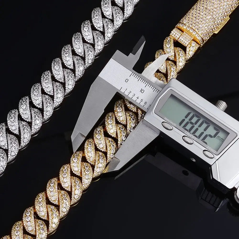 Hip Hop Style 18mm Thick Cuban Bracelet Iced Out Brass Cubic Zirconia Flip Top Buckle Design Exquisite High-end Men’s