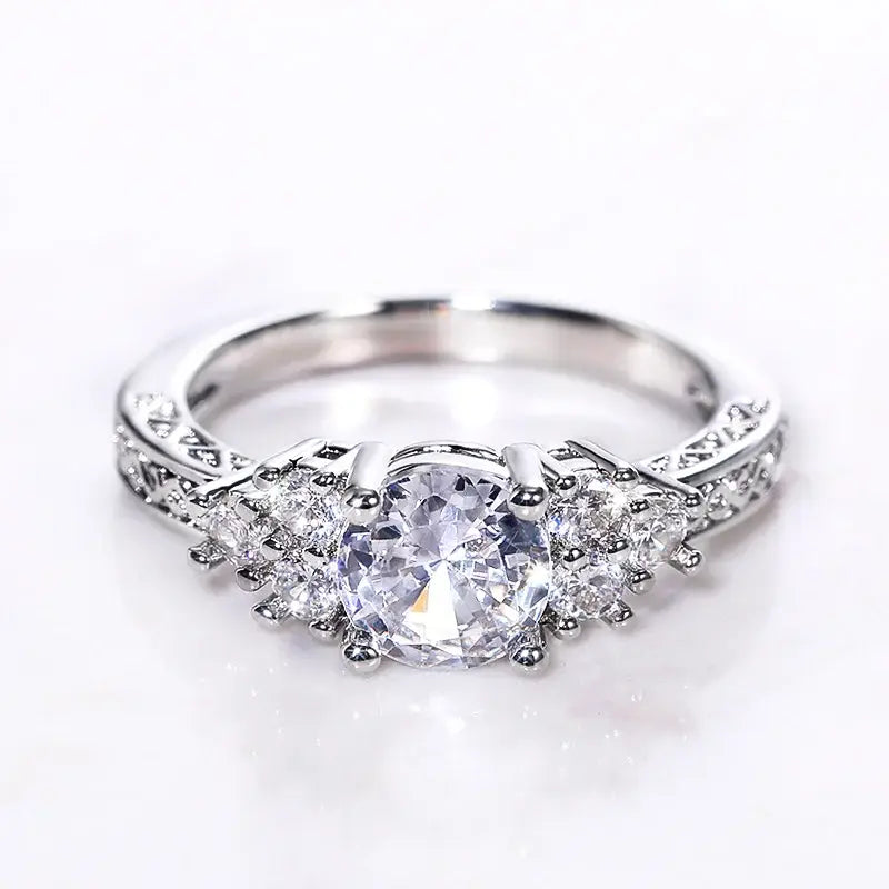 Huitan Trendy Women Wedding Rings with Brilliant Cubic Zirconia Crystal Temperament Female Accessories for Party