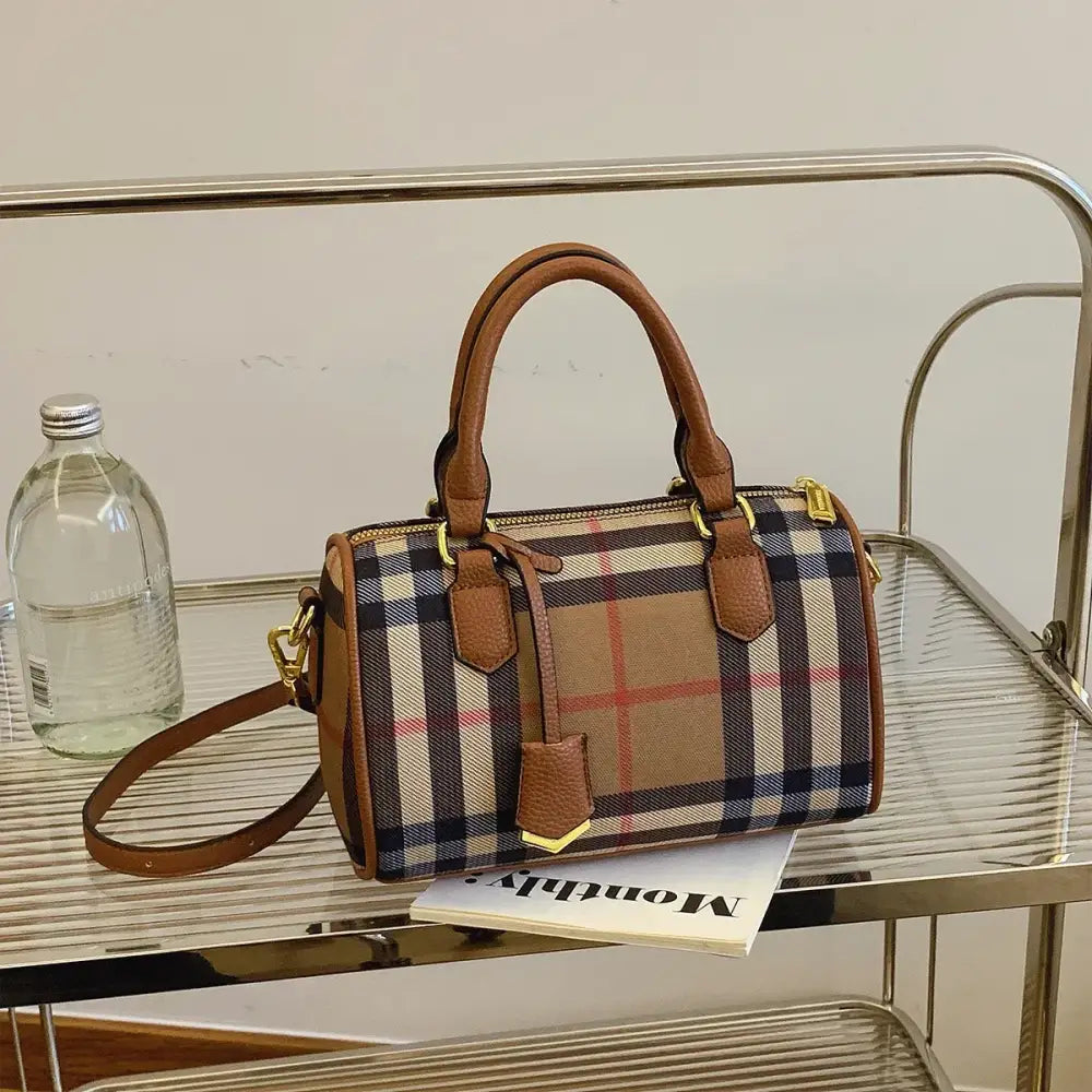 Large Capacity Classic Stripe Plaid Pattern Shoulder Bag PU Crossbody Tote with Adjustable Strap Zip Closure for Daily