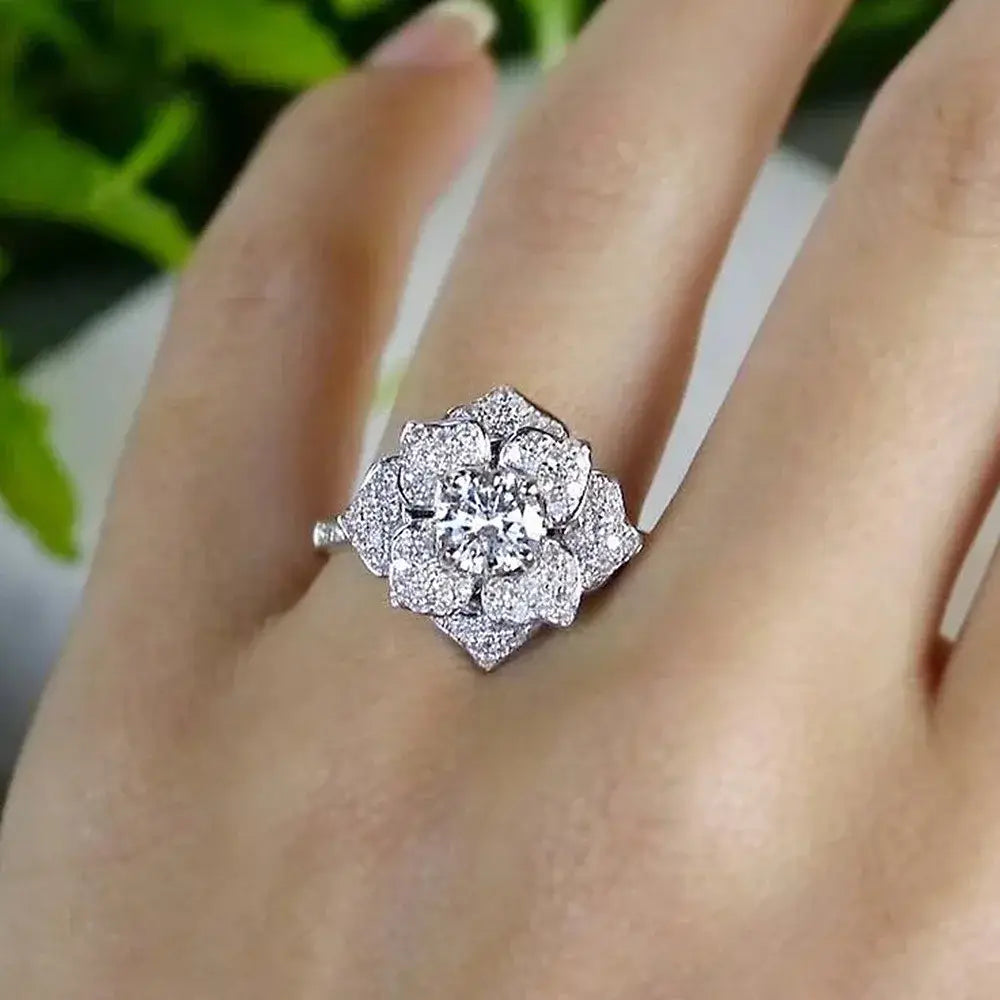 Luxury Romantic Full Inlay High Quality 5A Zircon Large-flowered Camellia Flower Rings for Women Stainless Steel Finger