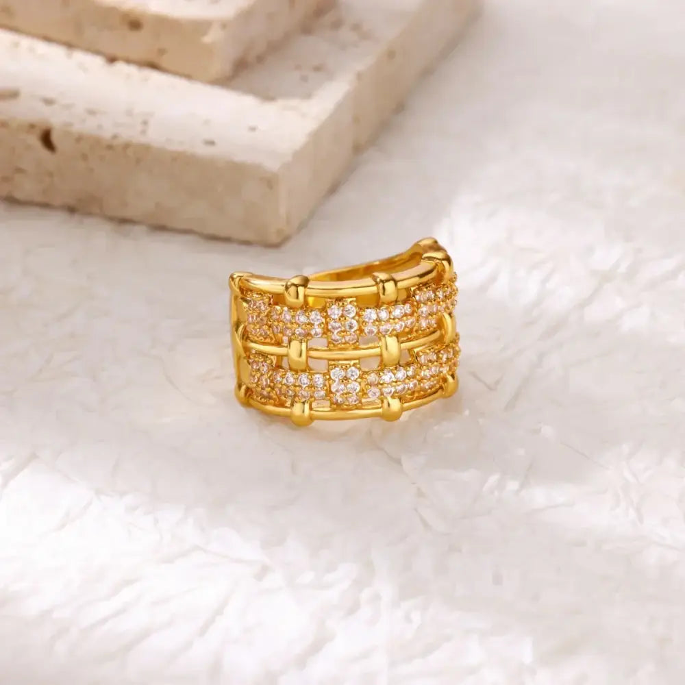 Multiple Stars Zirconia Designer Gold Color Cupid Heart Opening Ring Women Stackable Ring Engagement Party Jewelry