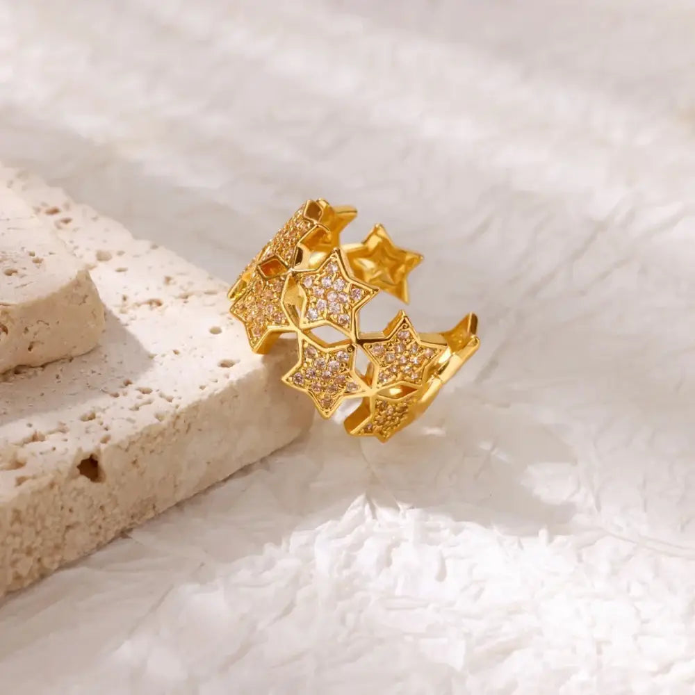 Multiple Stars Zirconia Designer Gold Color Cupid Heart Opening Ring Women Stackable Ring Engagement Party Jewelry