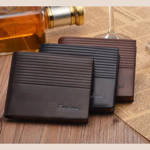 New Men’s Short Wallet with Large Capacity Design