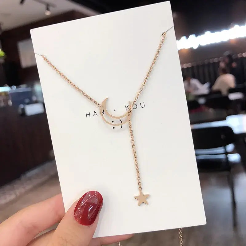 New Simple Moon Star Pendant Choker Necklace Simple Gold Color Alloy Charm Chain Collares Necklace For Women Party