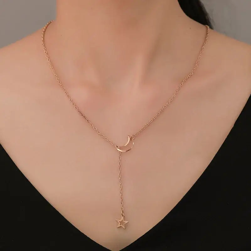 New Simple Moon Star Pendant Choker Necklace Simple Gold Color Alloy Charm Chain Collares Necklace For Women Party