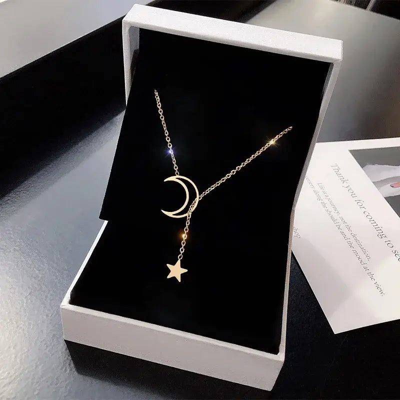 New Simple Moon Star Pendant Choker Necklace Simple Gold Color Alloy Charm Chain Collares Necklace For Women Party