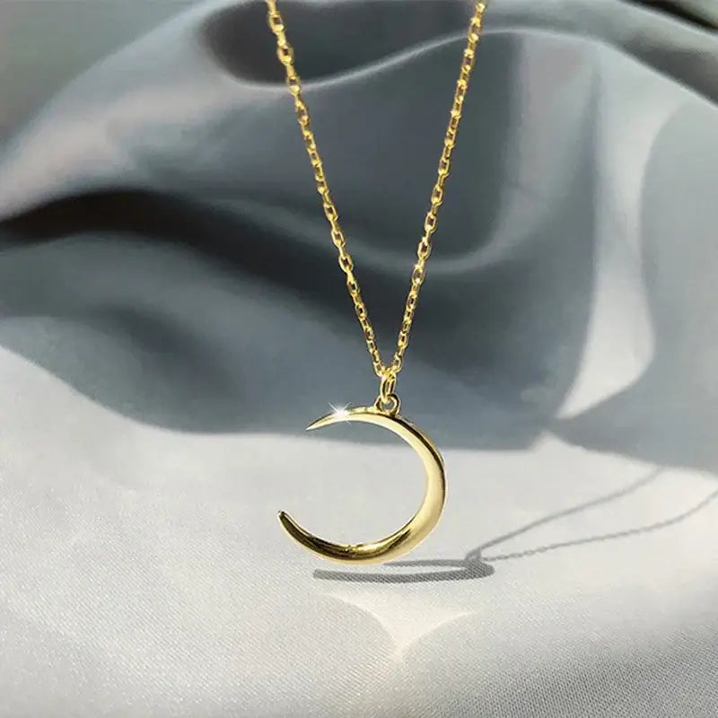 New Wine Red Cherry Gold Color Pendant Necklace For Women Personality Fashion Necklace Wedding Jewelry Birthday Gifts