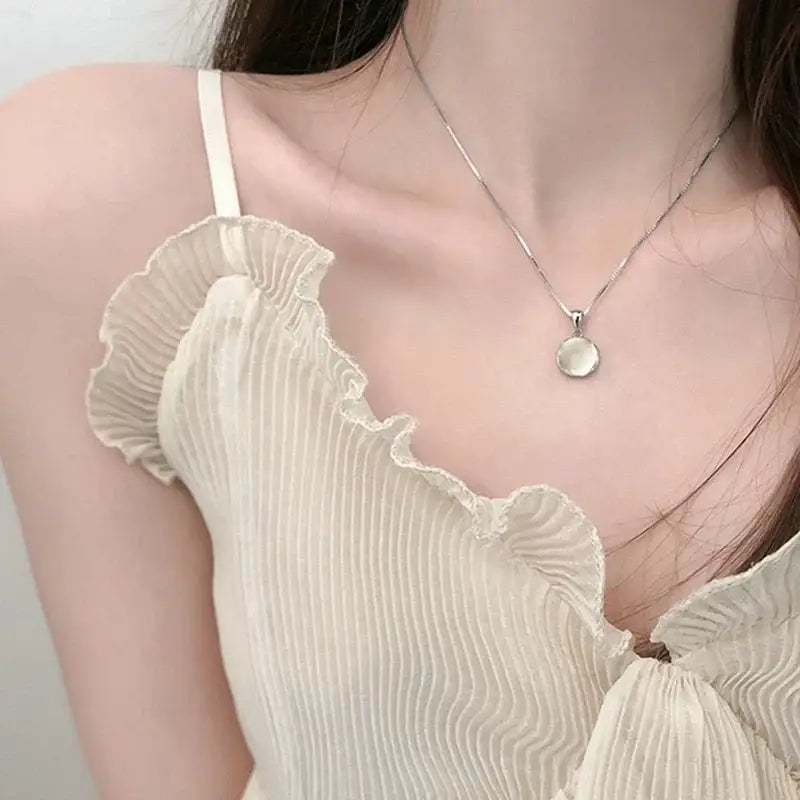 New Wine Red Cherry Gold Color Pendant Necklace For Women Personality Fashion Necklace Wedding Jewelry Birthday Gifts
