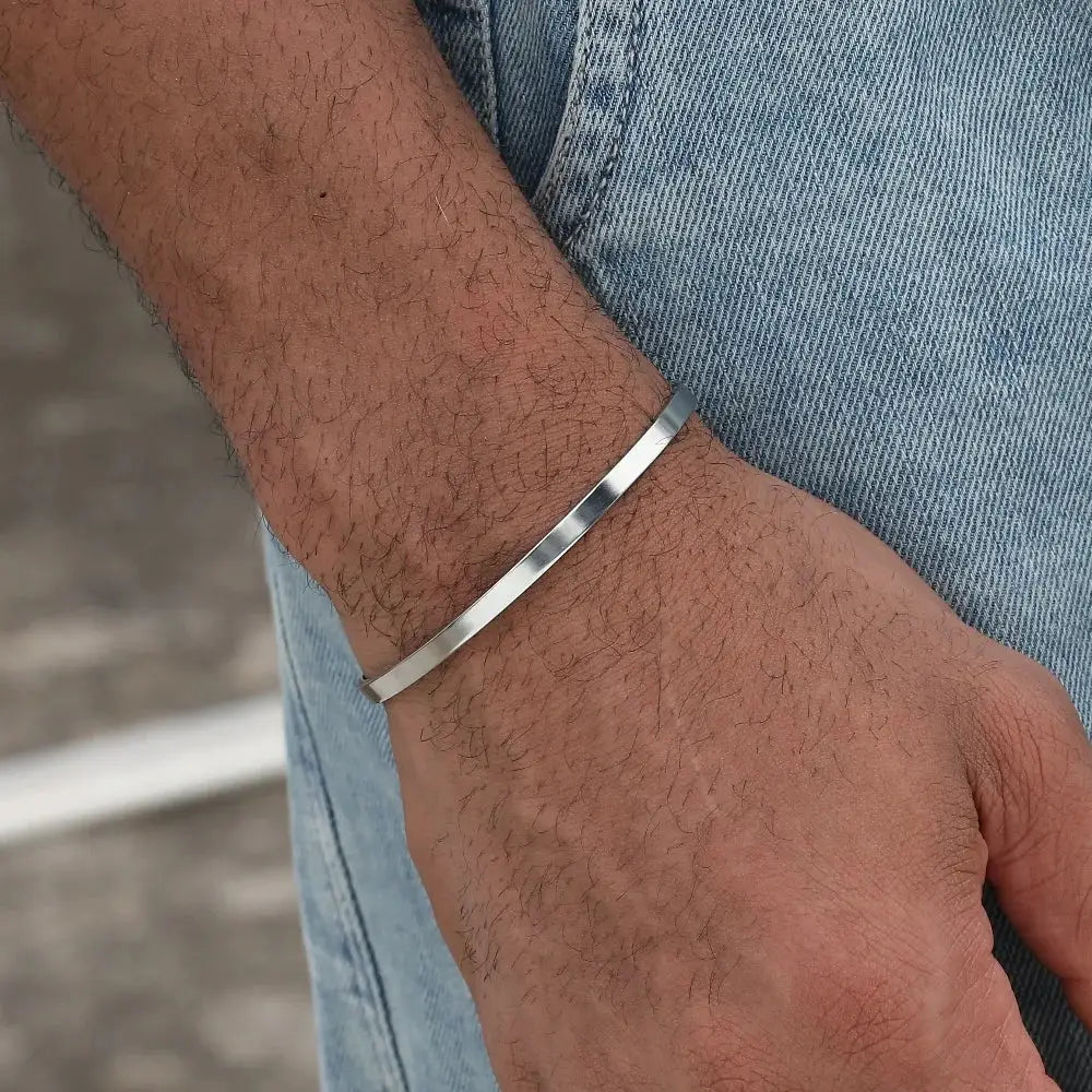 R&Z - 3mm Stainless Steel Cuff Bracelet