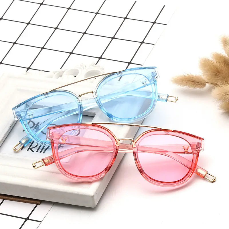 R&Z - Fashionable Women’s Oversized Sunglasses 2020 Trend