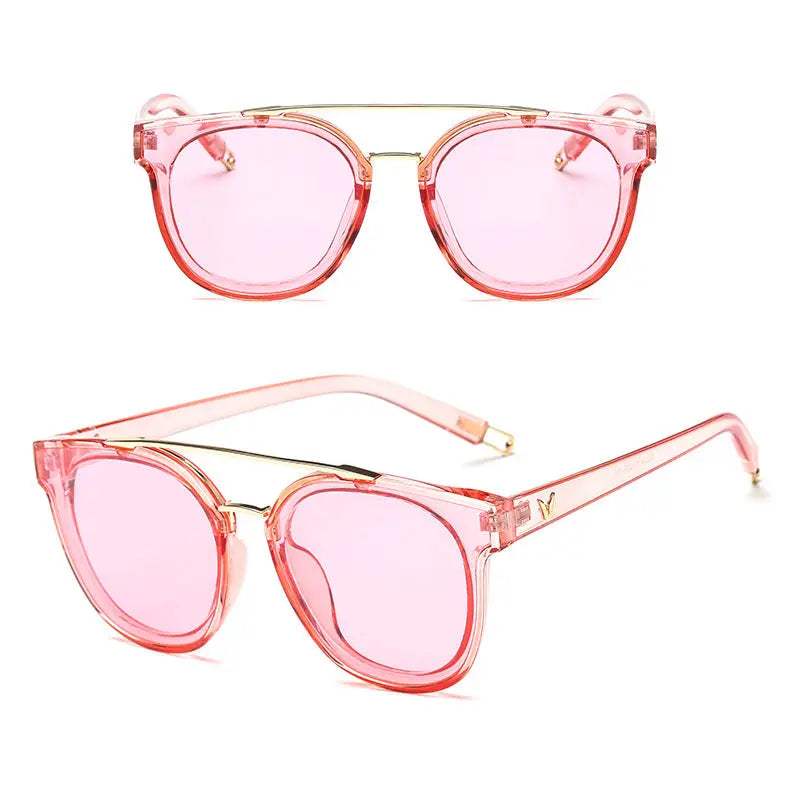 R&Z - Fashionable Women’s Oversized Sunglasses 2020 Trend - Pink