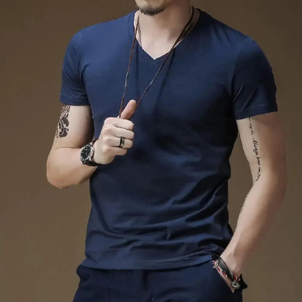 R&z - Signature V-Neck Tee - Casual Short Sleeve Shirts