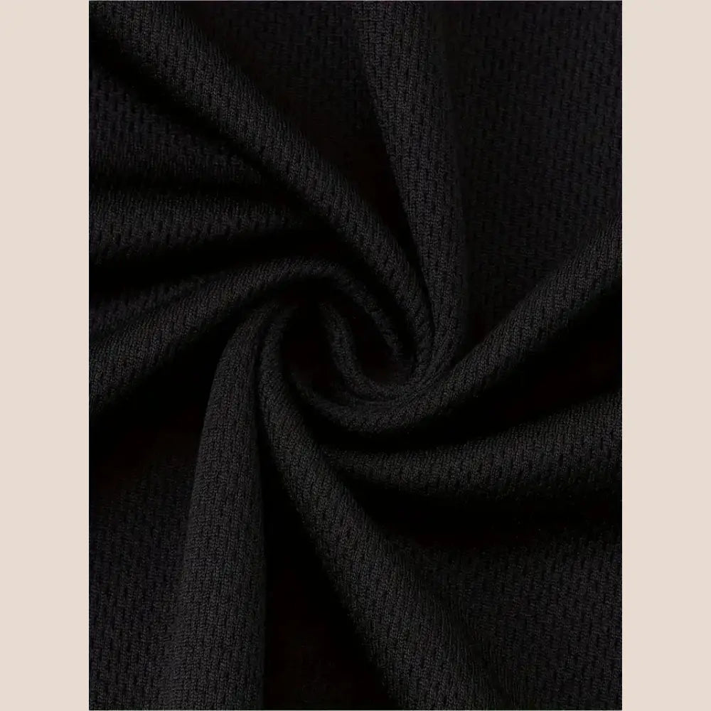 R&z - Signature V-Neck Tee - Casual Short Sleeve Shirts