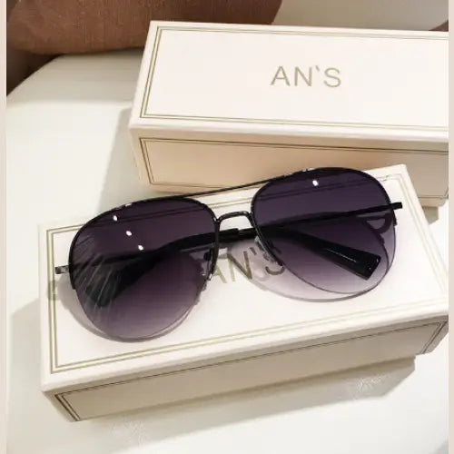R&z - Sunglasses with Semi-Framed Edge Design