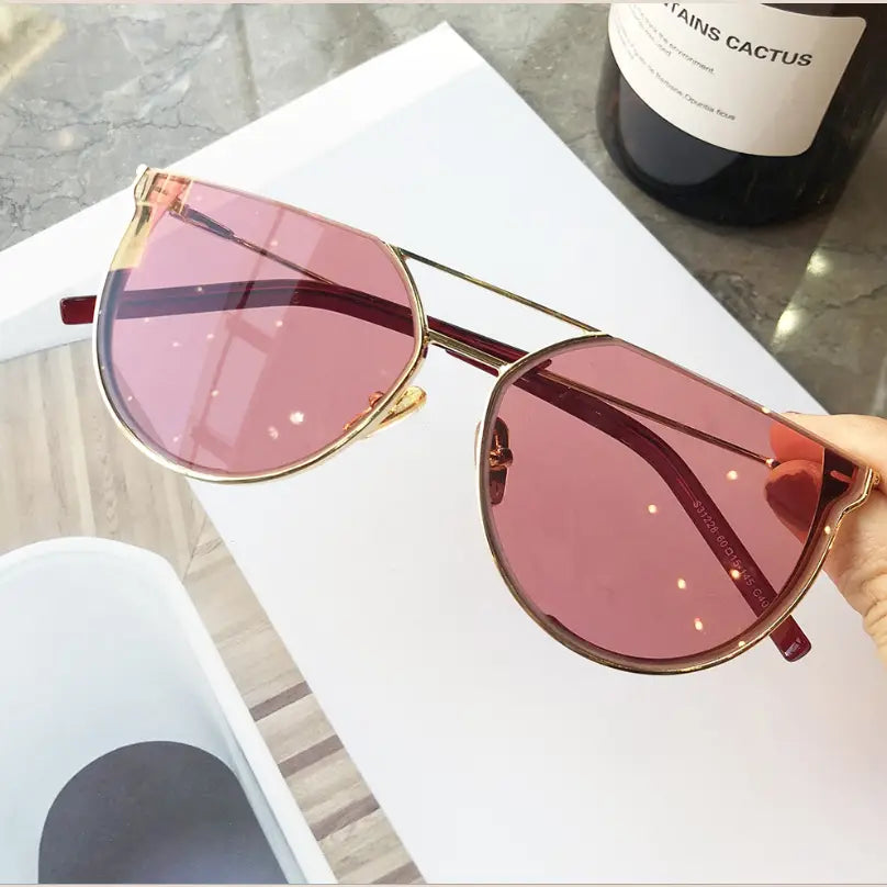 R&z - Sunglasses with Semi-Framed Edge Design - Red