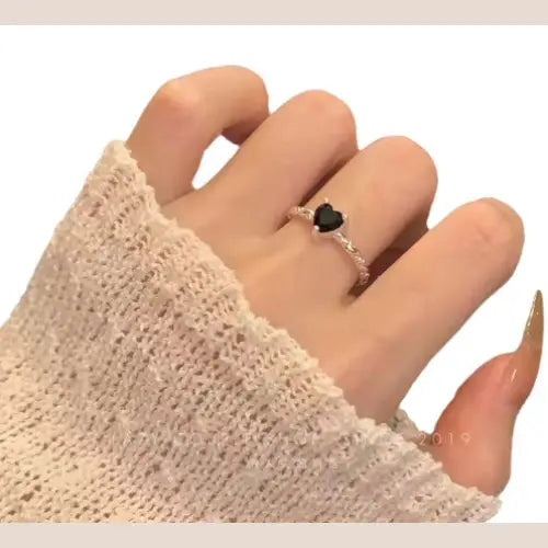 S925 Sterling Silver Black Zirconia Love Twist Ring - Silver