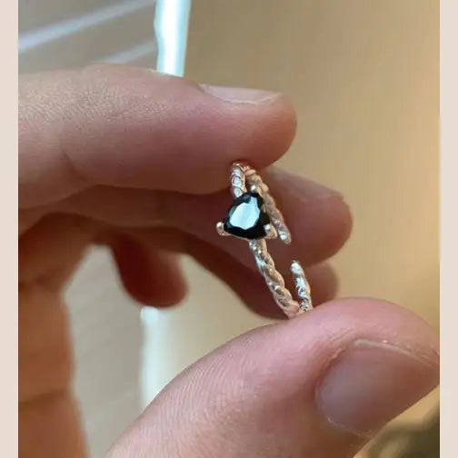 S925 Sterling Silver Black Zirconia Love Twist Ring - Silver